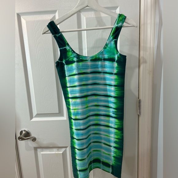 Bebe Bodycon Dress - Picture 6 of 7